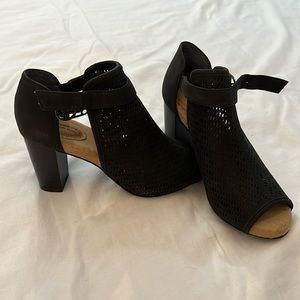 Giani Bernini Jaccee bootie